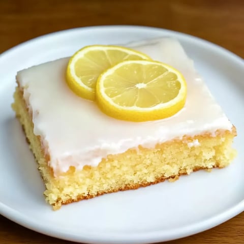 Pastel de limón jugoso (receta rápida)